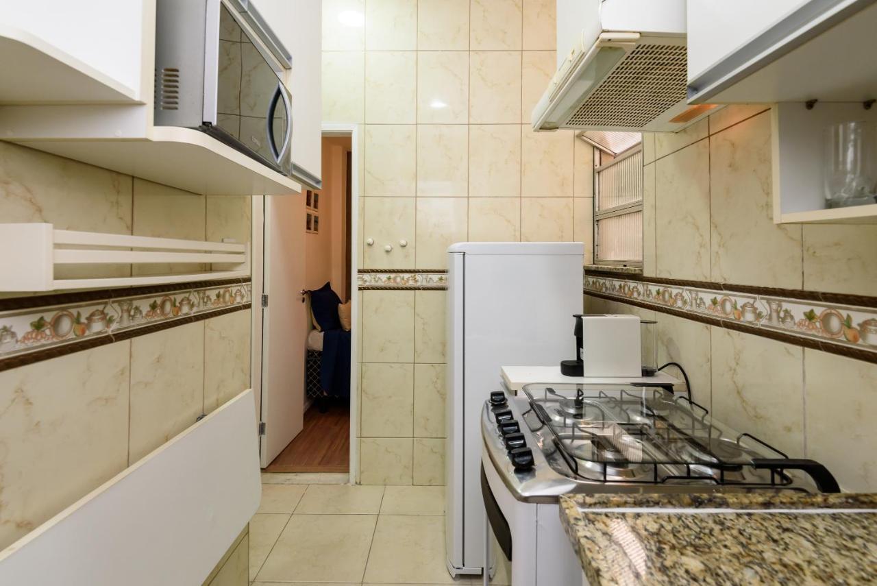 Apartamento 2 Qtos Em Copacabana A 300m Da Praia | Sf 178/408 *